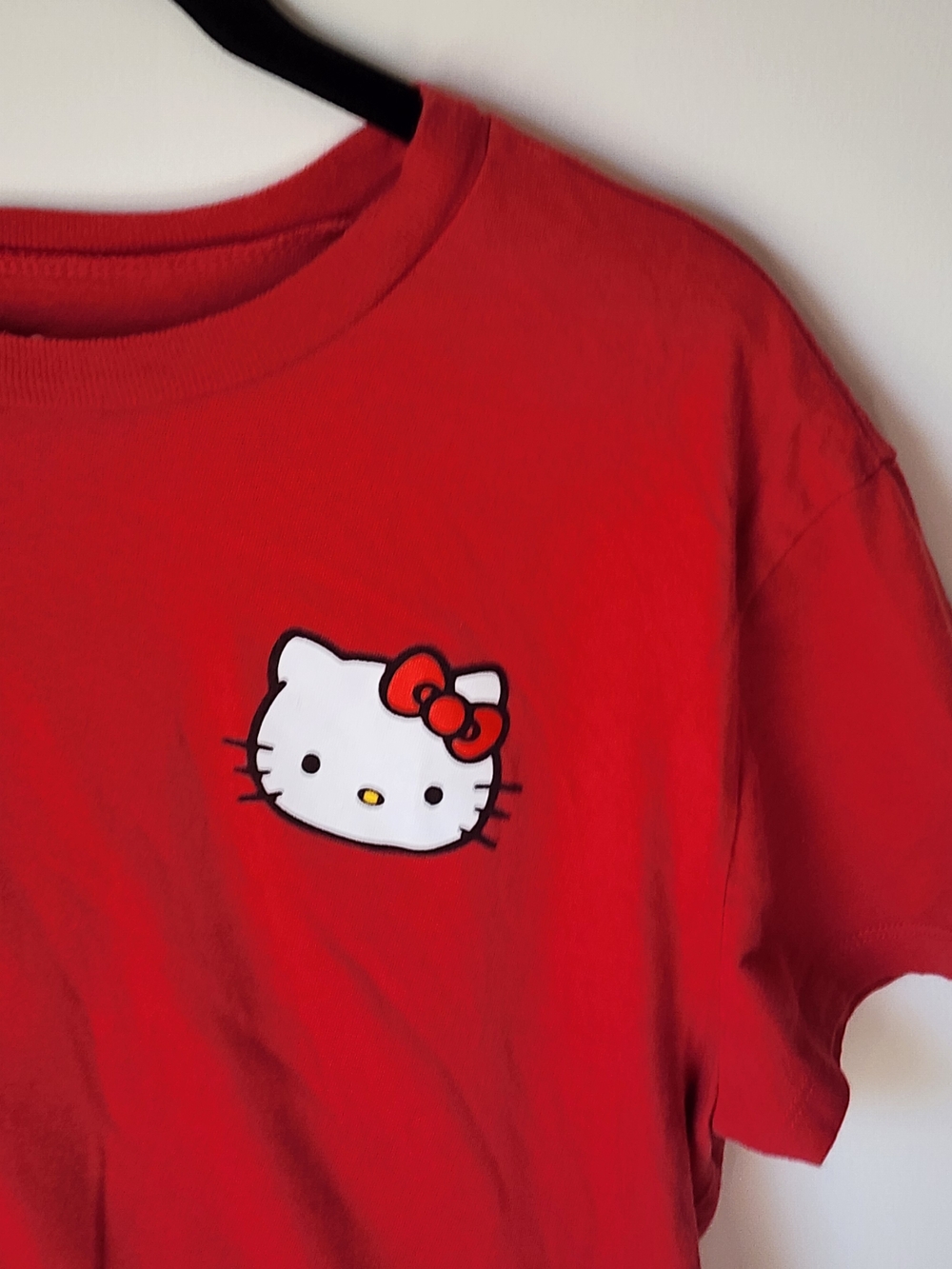 Hello Kitty Tee - Picture 2 of 12